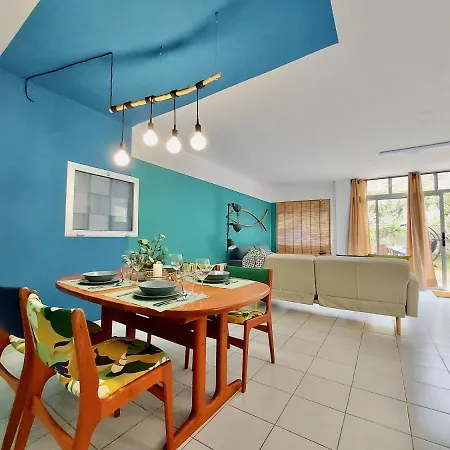 Casa Ana Con Pequeno Jardin