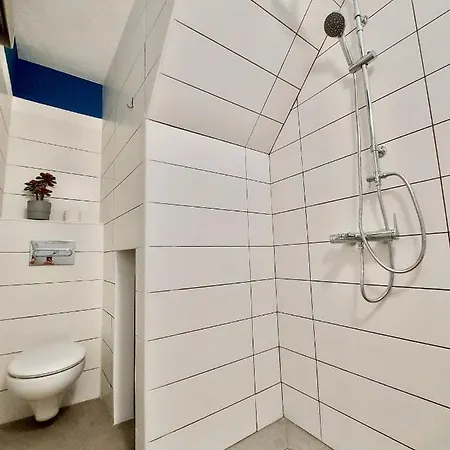 Casa Ana Con Pequeno Jardin